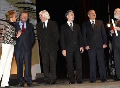María Teresa Fernández de la Vega con Les Luthiers.