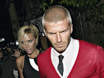 Un saludo a los pioneros: David y Victoria Beckham en 2007, cuando sacudían la actualidad a decolorado limpio.