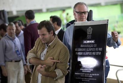 Eduardo Paes no velódromo, última arena olímpica inaugurada.