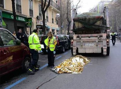 Atropello mortal de un anciano en la calle Marqus de Zafra.