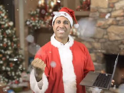 Fotograma del vídeo de Ajit Pai.