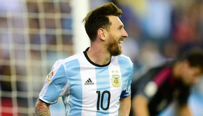 Messi celebra su gol 54 con Argentina. 