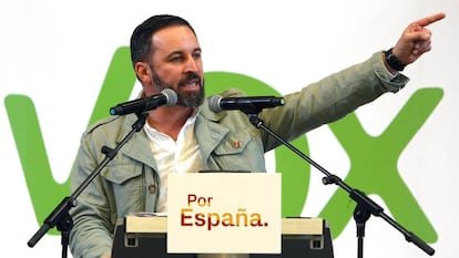 El candidato de Vox a la Presidencia del Gobierno, Santiago Abascal, durante su intervención en Alicante, el pasado 21 de abril. 