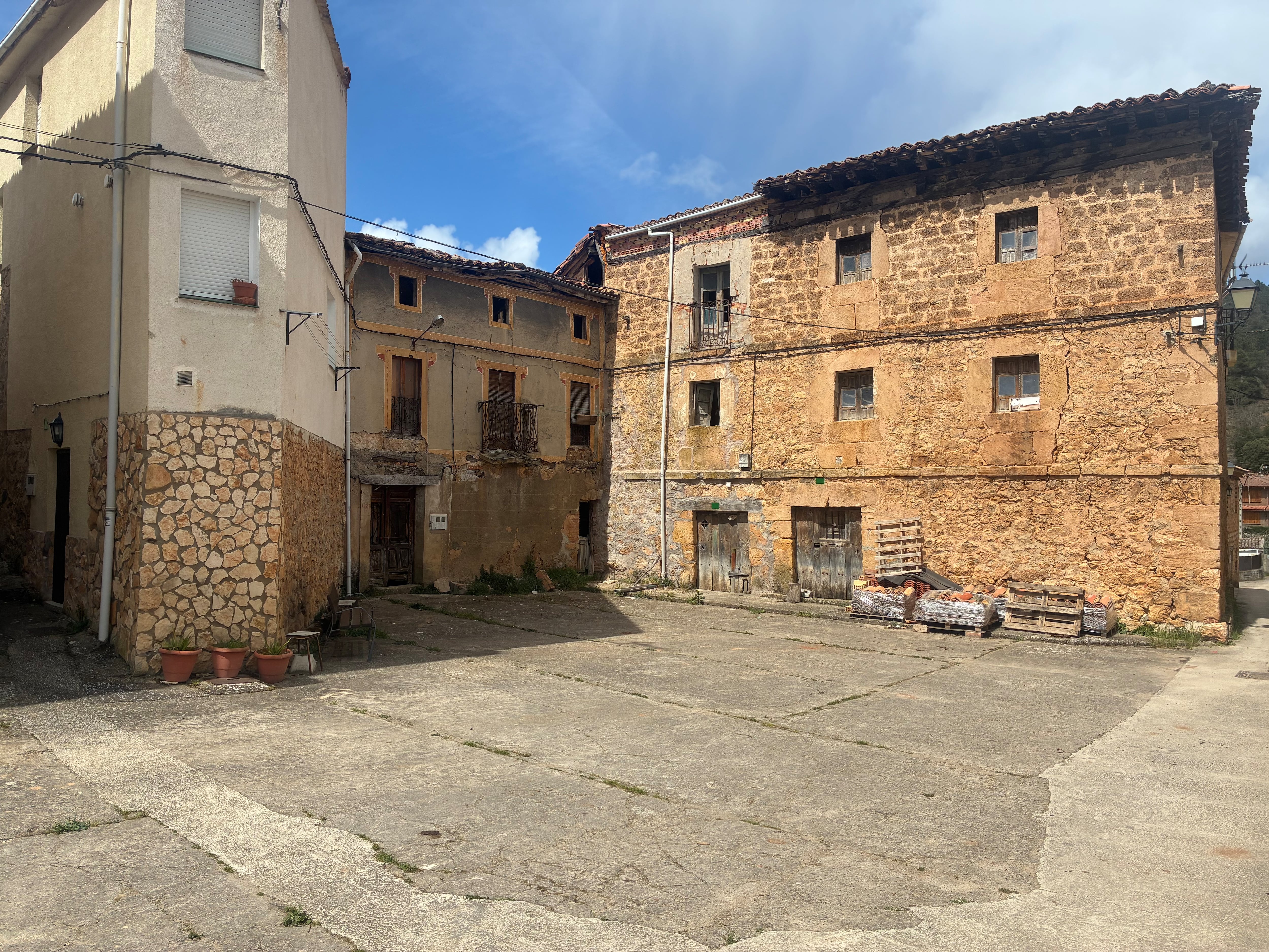 En Padrones de Bureba (Burgos) hay 23 empadronados tras eliminaciones en un padrón donde había 46.