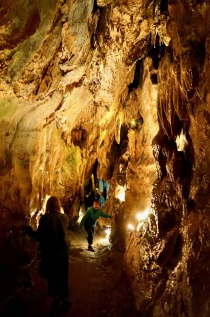 Interior de la cueva de Margot.