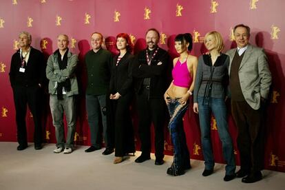 Los miembros del jurado de la Berlinale posan para la prensa.