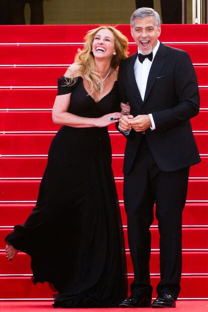 George Clooney, Julia Roberts y el pie rebelde contra el código de vestimenta de Cannes.