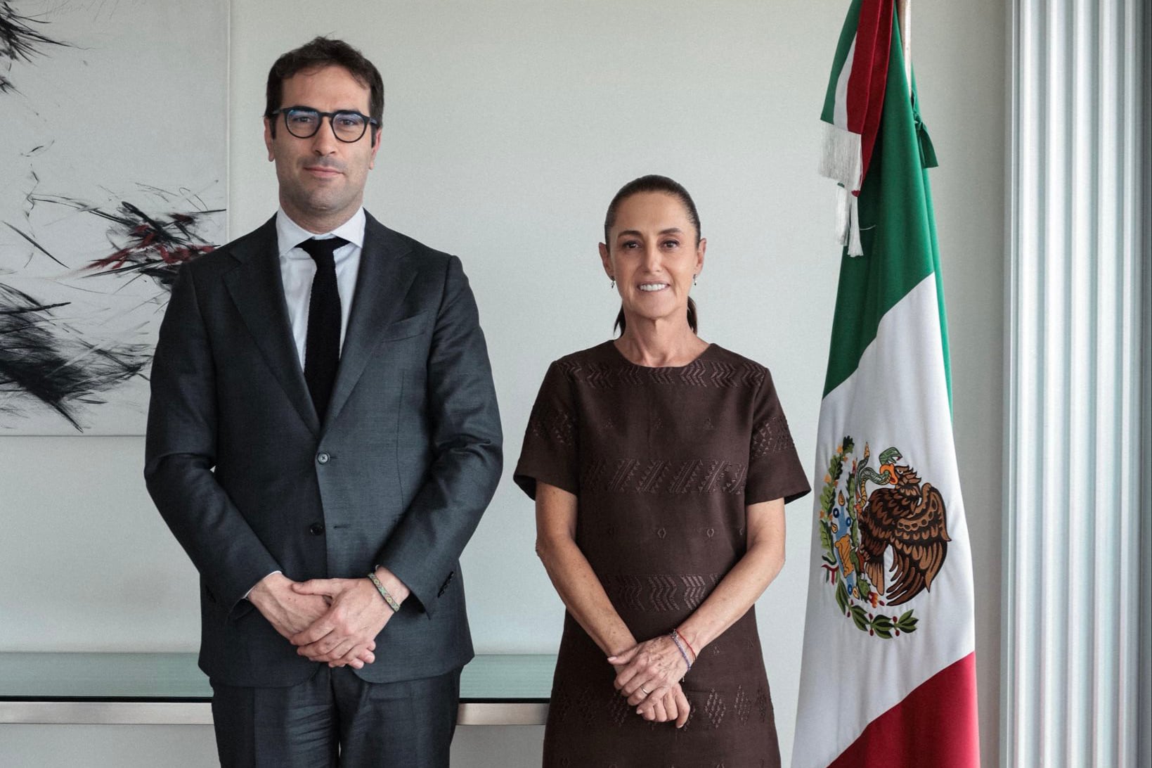 Sheinbaum recibe la visita del vicepresidente español en una señal de acercamiento bilateral