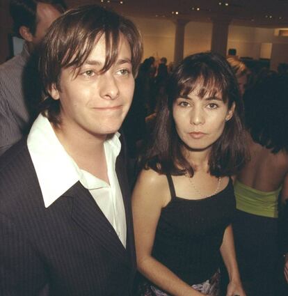 Eddie Furlong y su mujer Jackie Domac en una fiesta en 2001.