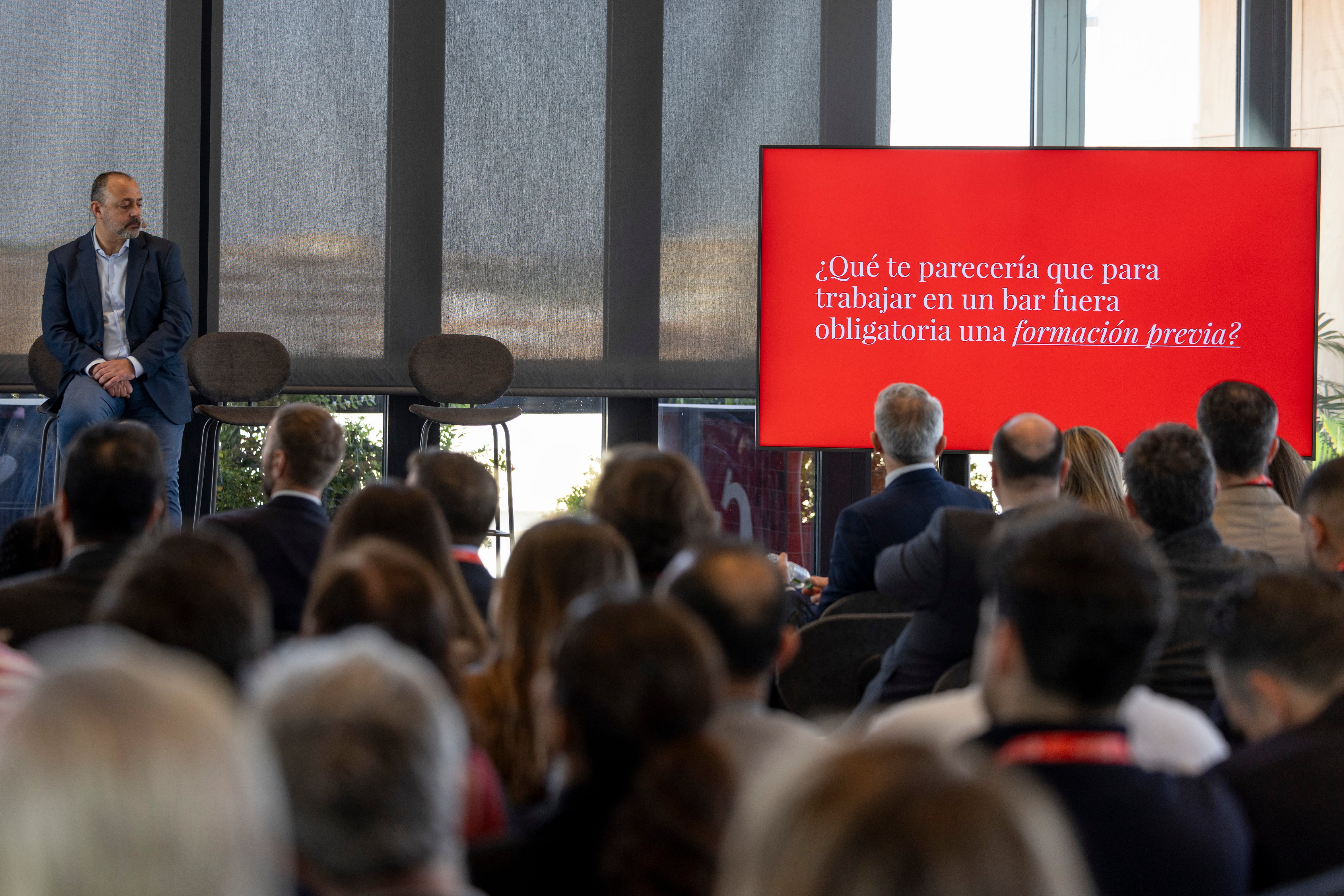 José Luis Rentero, durante la presentación del segundo barómetro sobre la hostelería, presentado este jueves en Sevilla.