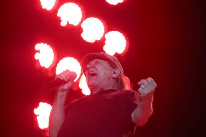 Brian Johnson, durante el concierto de este miércoles.