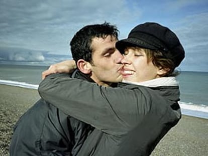 Kieran O'Brien y Margo Stilley, en <i>9 songs.</i>