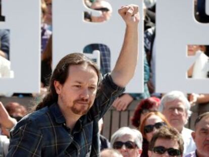 El líder de Podemos asegura que han conseguido cambiar los temas de la precampaña