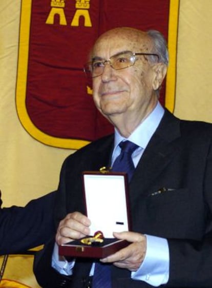 Antonio Pérez Crespo.