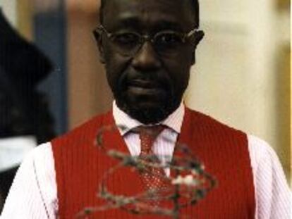 Pierre Sané, secretario general de AI, en una foto de 1998.