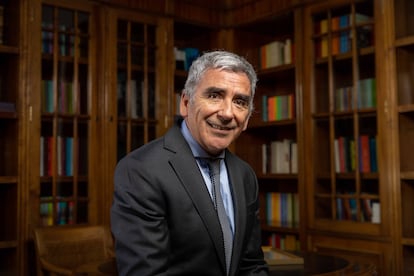 rector de la Universidad Diego Portales, Carlos Peña en la Casa central de la universidad en Santiago, Chile.