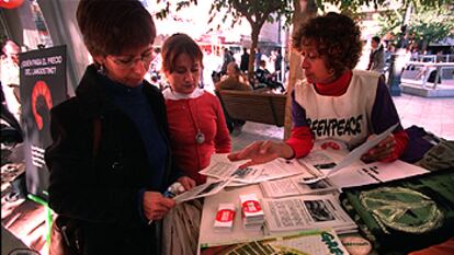 Greenpeace da la batalla al cultivo de langostinos