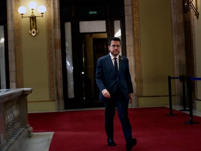 El presidente de la Generalitat, Pere Aragonès, a su llegada a la sesión plenaria del jueves en el Parlament.