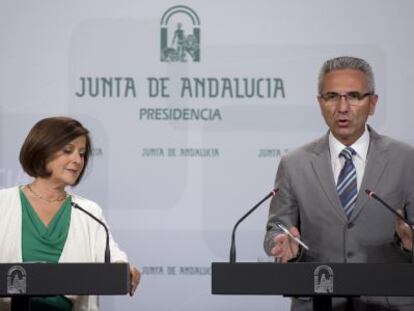 Mar&iacute;a Jos&eacute; S&aacute;nchez Rubio y Miguel &Aacute;ngel V&aacute;zquez, este martes.