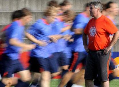 Hiddink en un entrenamiento.