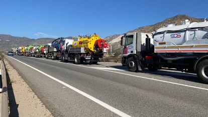Camiones y otros vehículos de transporte