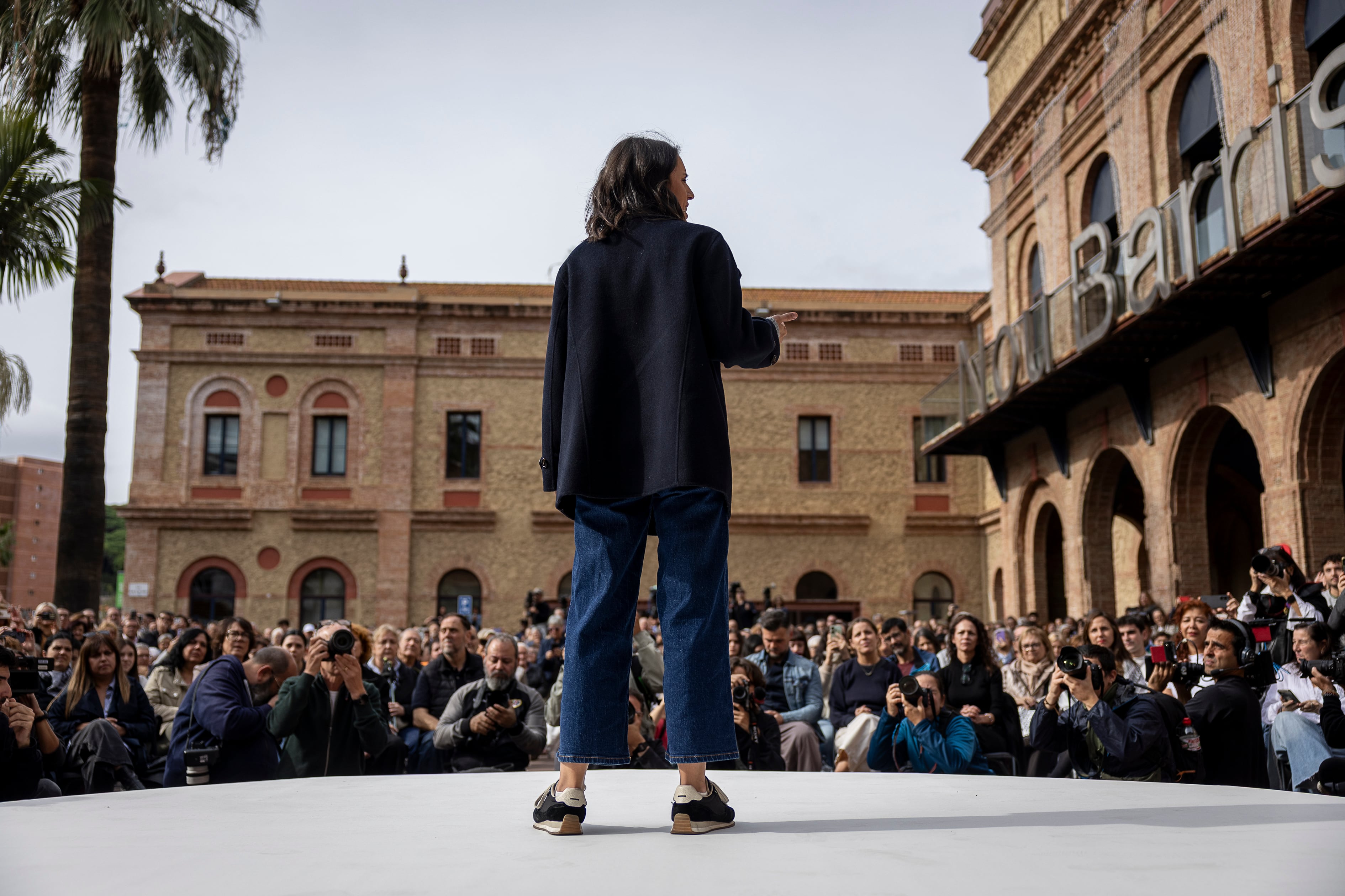 La eurodiputada y candidata de Podemos, Irene Montero, participa en un acto político con el lema 