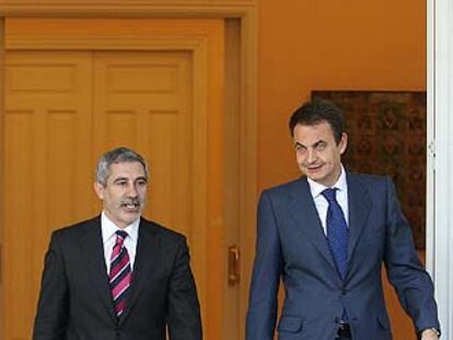 Llamazares y Zapatero, antes de su entrevista.