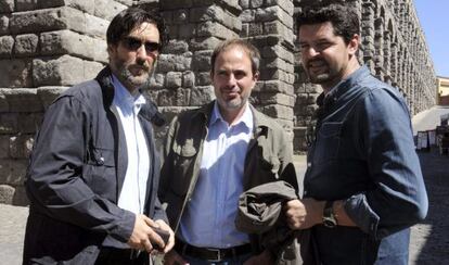 Íñigo Domínguez (c), Luis Pérez (d) y Ricardo García Vilanova (i).