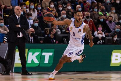 Adam Hanga, durante el Barcelona-Real Madrid de Euroliga.