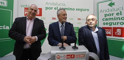 Carbonero, Griñán y Pastrana, durante el acto de esta mañana.