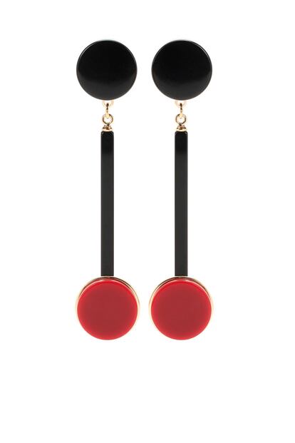 Pendientes geométricos de Marni (170 euros).