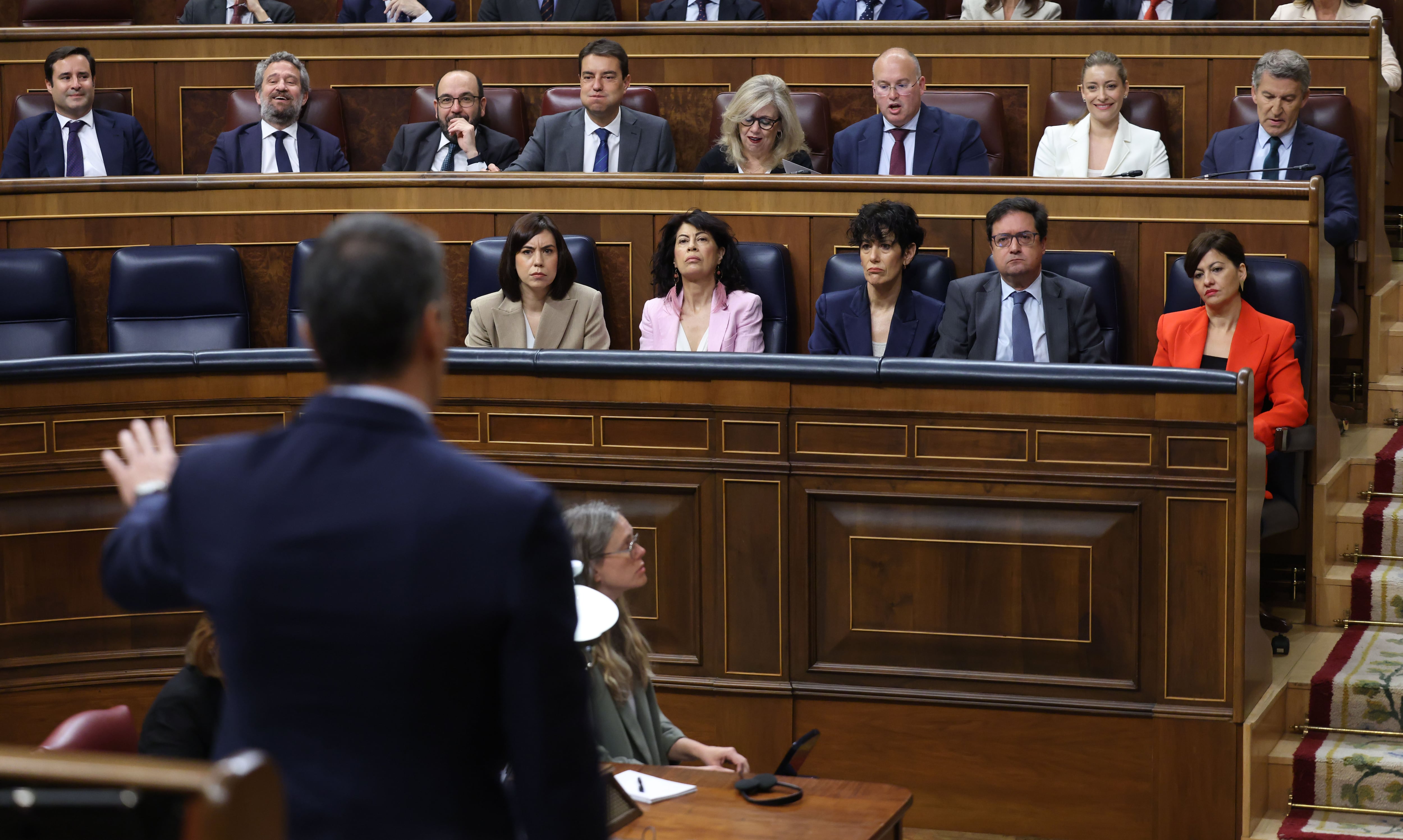 El debate | ¿Debe la izquierda apoyar a un Ejecutivo del PP para evitar que Vox entre el Gobierno