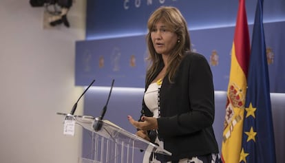 Laura Borràs, en una rueda de prensa en el Congreso.