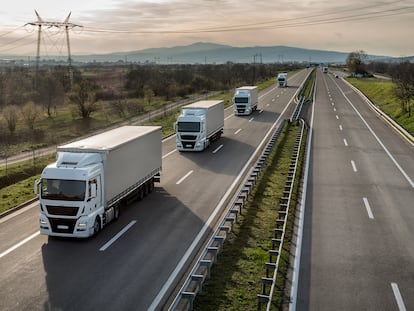 Las distintas innovaciones tecnológicas han reducido el consumo de combustible de los camiones de mercancías en un 20% durante el último siglo, según Astic.