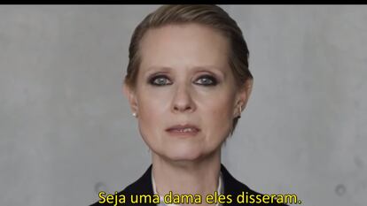 O vídeo de 'Seja uma dama', narrado por Cynthia Nixon.