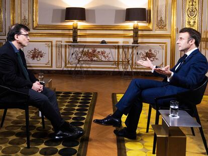 Vídeo | Los mejores momentos de la conversación entre Emmanuel Macron y Javier Cercas