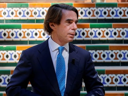 El expresidente del Gobierno José María Aznar, durante su intervención en la convención nacional del PP en Sevilla este jueves. En vídeo, la burla de Aznar hacia López Obrador.