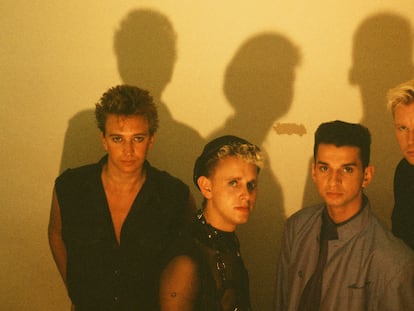 Los miembros originales de Depeche Mode retratados en Tokio en el verano de 1986.