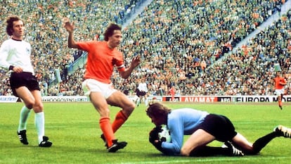 Leyendas | Franz Beckenbauer, el ‘káiser’ del campo: “Demostró que desde la defensa se puede ser el mejor”