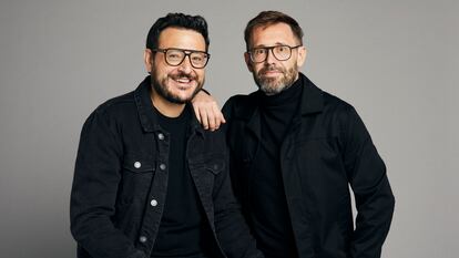 Dani de la Torre y Alberto Marini, creadores de 'La Unidad', en una imagen cedida por la productora.