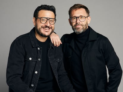 Dani de la Torre y Alberto Marini, creadores de 'La Unidad', en una imagen cedida por la productora.