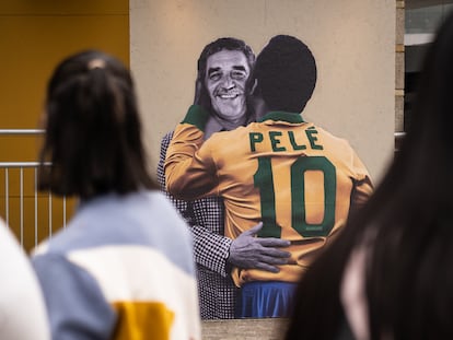 Mural a la entrada del pabellón de Brasil, en la versión 36 de la FILBo, en Bogotá, el 18 de abril de 2024.