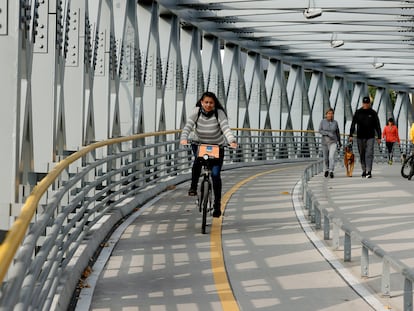 Un nuevo sistema de alquiler de bicicletas se toma Bogotá.