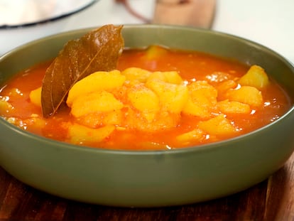 Patatas viudas: un guiso de Semana Santa para cristianos y veganos