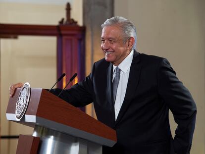 López Obrador presentó este martes una iniciativa que enviará al Senado para celebrar una consulta popular que decida si juzgar a expresidentes por sus "calamidades”. FOTO | VIDEO: Presidencia de México. 
