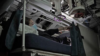 30 días sin ver el sol y durmiendo junto a los torpedos. Entramos en las tripas de un submarino