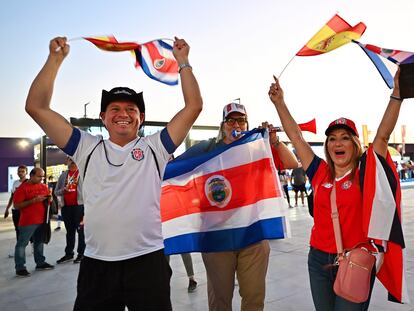 ¿Qué llevan los corresponsales del Mundial de Qatar en su mochila? - Catarí que te vi