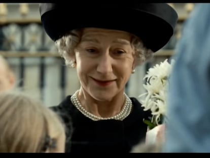 Helen Mirren, recreando a la reina Isabel II en 'The Queen'.