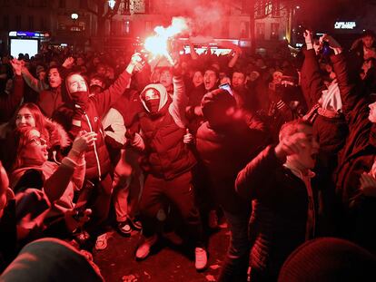 Celebración por la victoria de Francia frente a Marruecos, el miércoles en París.
