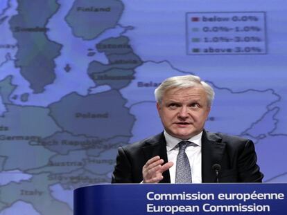 La Comisión Europea pide 'más madera': rebajas salariales